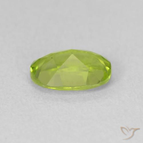 Peridot Gemstone in 7 x 5 mm (calibrated) Size for Sale, Peridot Stone in Medium Green Color