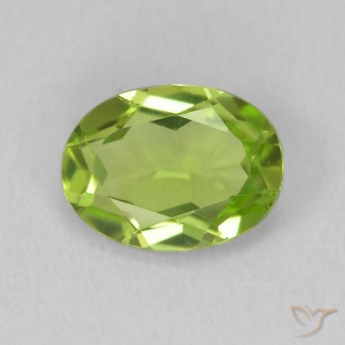 1.18ct Natural Lively Green Peridot, Oval, VS