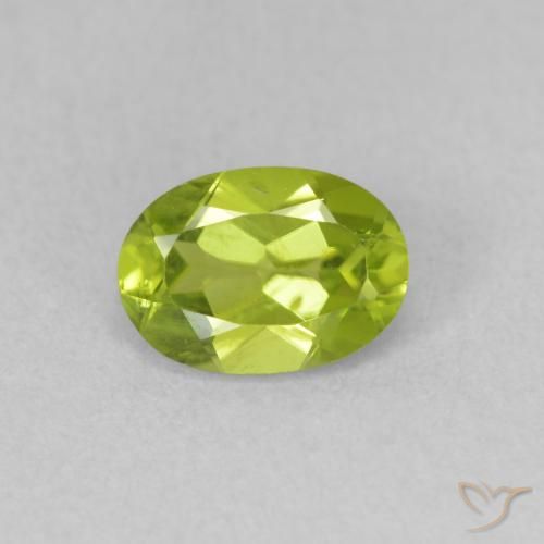 0.92ct Natural Yellowish Green Peridot, Oval, VVS-VS
