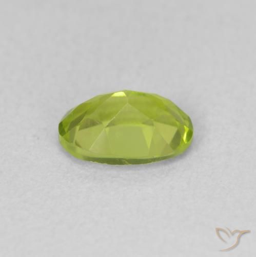 Peridot Gemstone in 7 x 5 mm (calibrated) Size for Sale, Peridot Stone in Yellowish Green Color