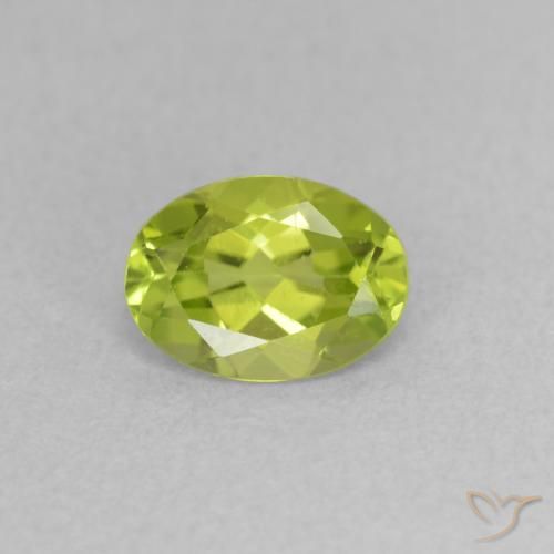 0.75ct Natural Yellowish Green Peridot, Oval, VVS-VS