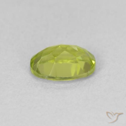 Peridot Gemstone in 7 x 5 mm (calibrated) Size for Sale, Peridot Stone in Lively Green Color