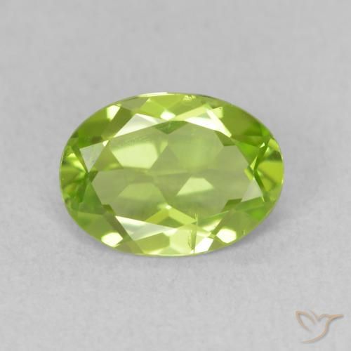 1.09ct Natural Lively Green Peridot, Oval, VS