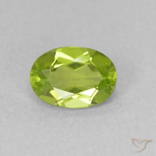 0.92ct Natural Lively Green Peridot, Oval, VVS-VS