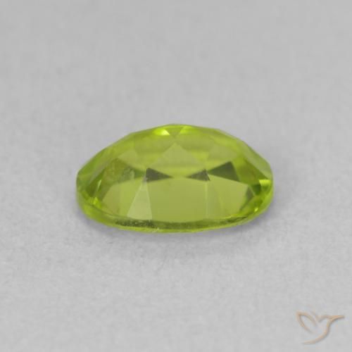 Peridot Gemstone in 7 x 5 mm (calibrated) Size for Sale, Peridot Stone in Medium Green Color