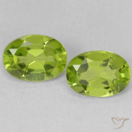 2.01ctw Natural Lively Green Peridot, Oval, VS
