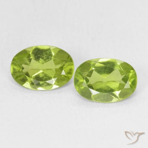 1.49ctw Natural Light Lively Green Peridot, Oval, VS