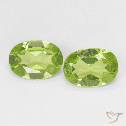 1.50ctw Natural Light Lively Green Peridot, Oval, VS