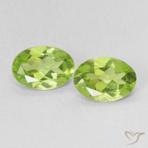 1.39ctw Natural Light Lively Green Peridot, Oval, VS