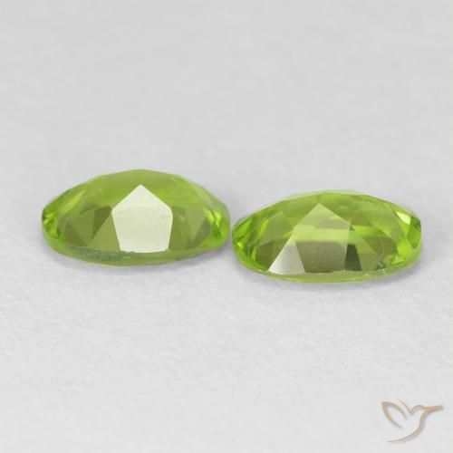 Peridot Gemstones in 7 x 5 mm (calibrated) Size for Sale, Peridot Stones in Medium Green Color