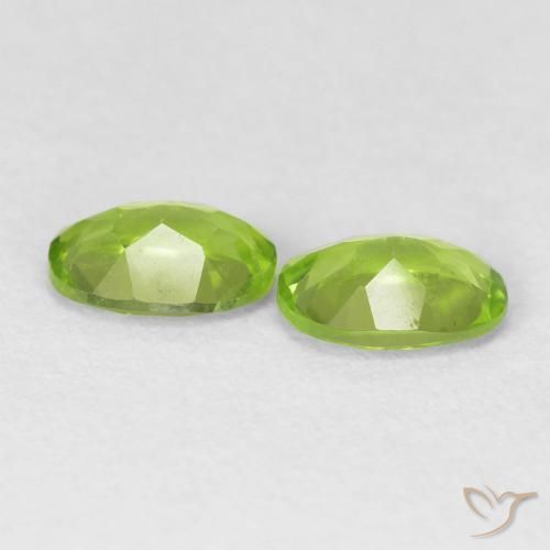 Peridot Gemstones in 7 x 5 mm (calibrated) Size for Sale, Peridot Stones in Medium Green Color