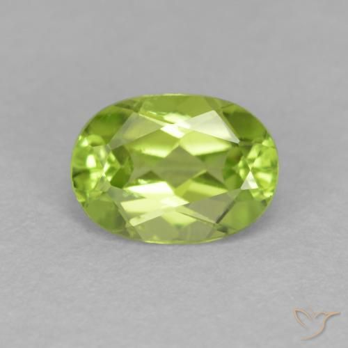 0.90ct Natural Bright Green Peridot, Oval, VS