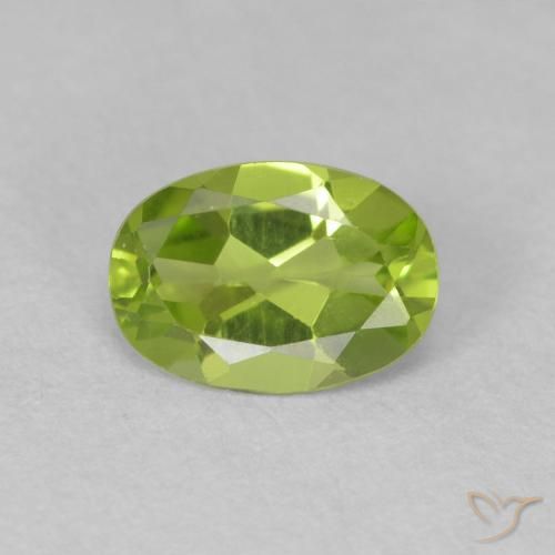 0.76ct Natural Lively Green Peridot, Oval, VVS