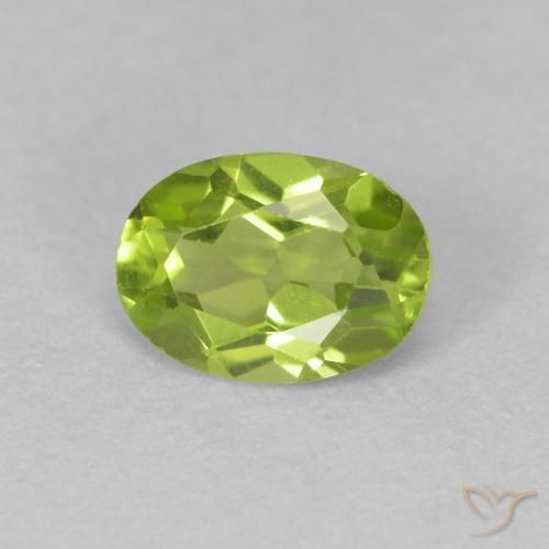 0.78ct Natural Lively Green Peridot, Oval, VVS