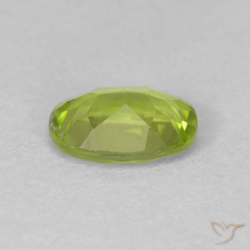 Peridot Gemstone in 7 x 5 mm (calibrated) Size for Sale, Peridot Stone in Medium Green Color