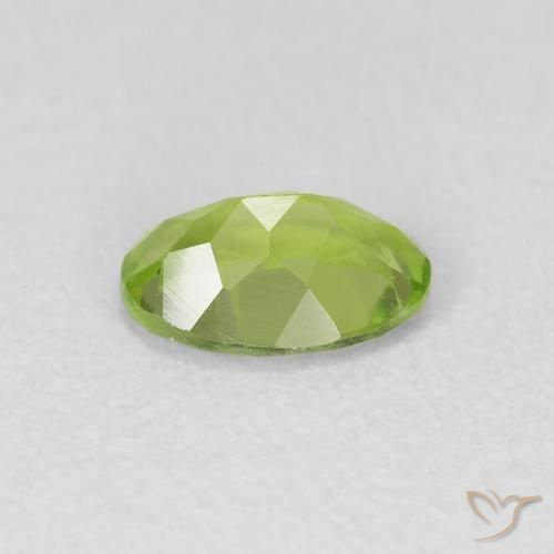 Peridot Gemstone in 7 x 5 mm (calibrated) Size for Sale, Peridot Stone in Medium Green Color