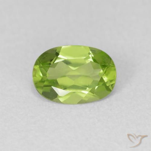 0.80ct Natural Lively Green Peridot, Oval, VVS-VS