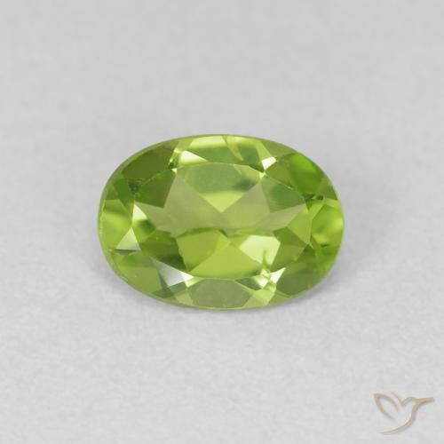 0.77ct Natural Lively Green Peridot, Oval, VVS-VS