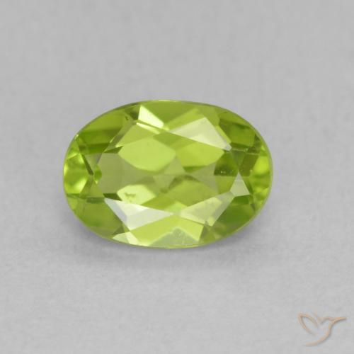 0.92ct Natural Medium Green Peridot, Oval, VS