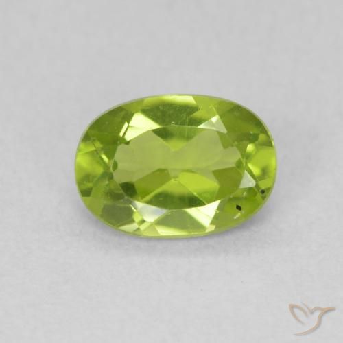 0.85ct Natural Medium Green Peridot, Oval, VS