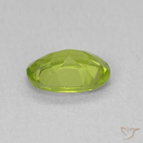 Peridot Gemstone in 7 x 5 mm (calibrated) Size for Sale, Peridot Stone in Medium Green Color