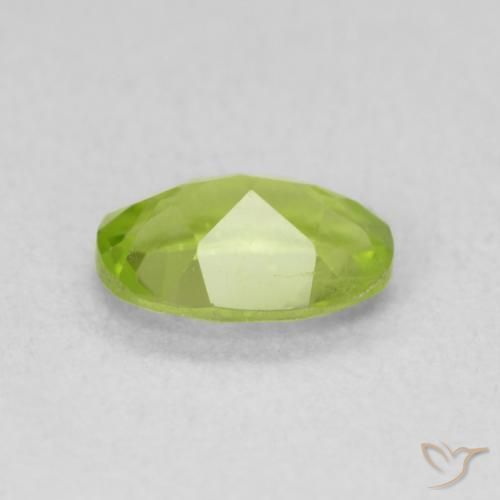 Peridot Gemstone in 7 x 5 mm (calibrated) Size for Sale, Peridot Stone in Medium Green Color