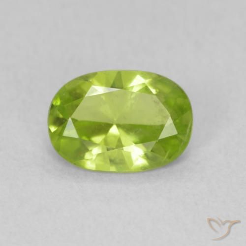 0.80ct Natural Lively Green Peridot, Oval, VS