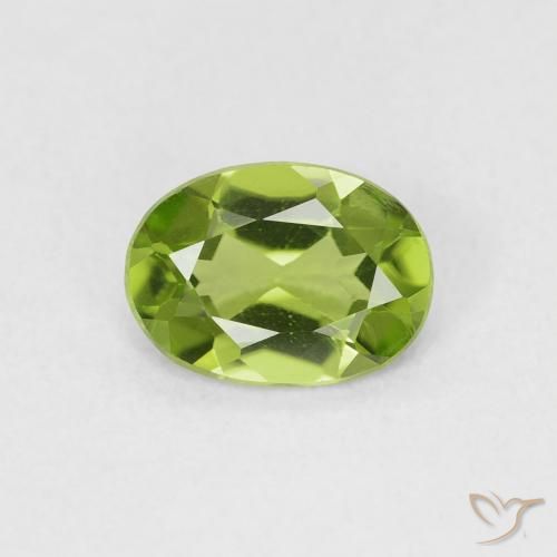 0.83ct Natural Yellowish Green Peridot, Oval, VVS-VS