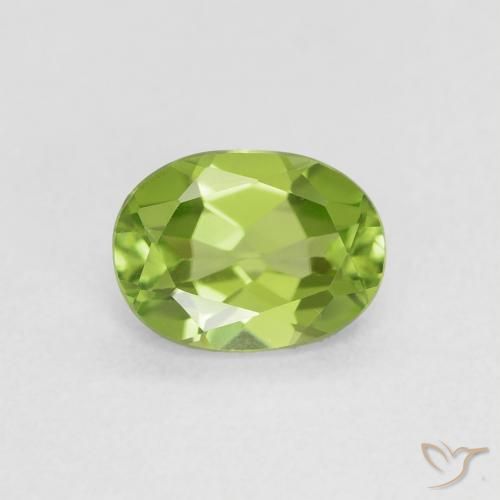 0.90ct Natural Yellowish Green Peridot, Oval, VVS-VS