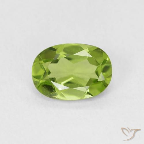 0.92ct Natural Medium Green Peridot, Oval, VVS-VS