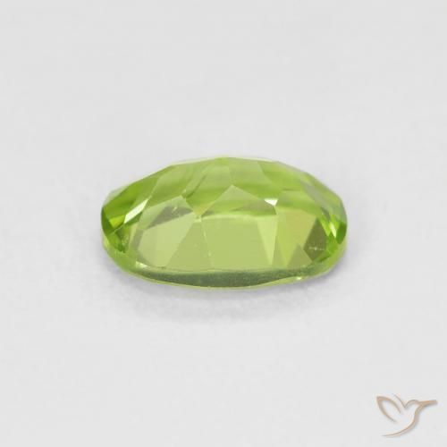 Peridot Gemstone in 7 x 5 mm (calibrated) Size for Sale, Peridot Stone in Medium Green Color
