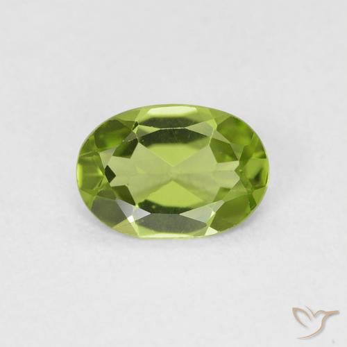 0.70ct Natural Lively Green Peridot, Oval, VVS-VS