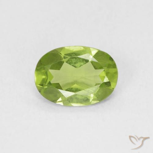 0.80ct Natural Light Lively Green Peridot, Oval, VVS-VS