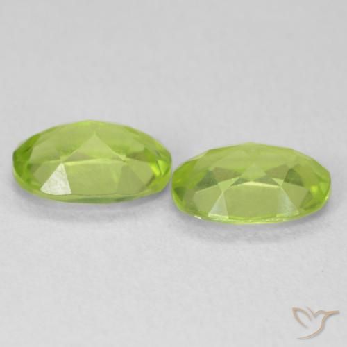 Peridot Gemstones in 7 x 5 mm (calibrated) Size for Sale, Peridot Stones in Bright Green Color