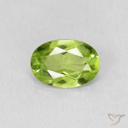 0.69ct Natural Medium Green Peridot, Oval, VS