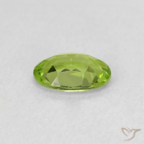 Peridot Gemstone in 7 x 5 mm (calibrated) Size for Sale, Peridot Stone in Medium Green Color