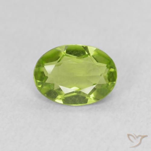 0.82ct Natural Medium Green Peridot, Oval, VS