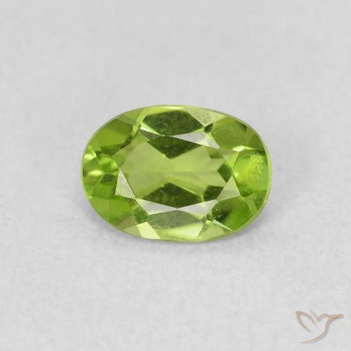 0.79ct Natural Lively Green Peridot, Oval, VS