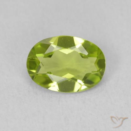 0.76ct Natural Lively Green Peridot, Oval, VVS-VS