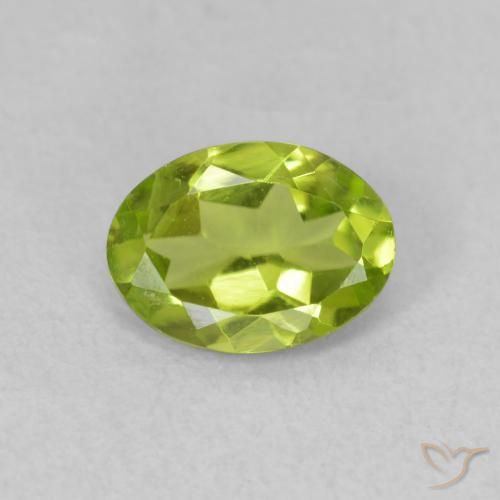 0.72ct Natural Bright Green Peridot, Oval, VVS-VS