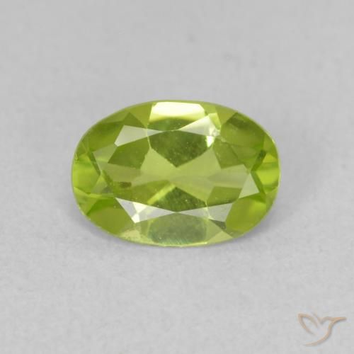 0.74ct Natural Bright Green Peridot, Oval, VVS-VS