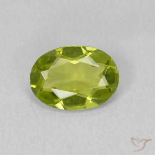 0.72ct Natural Lively Green Peridot, Oval, VVS-VS