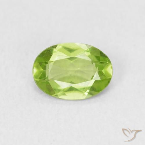 0.71ct Natural Medium Light-Green Peridot, Oval, VVS-VS