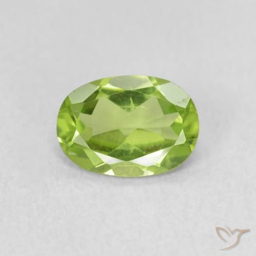 0.79ct Natural Medium Green Peridot, Oval, VS