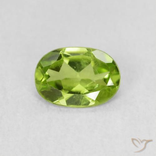 0.76ct Natural Medium Green Peridot, Oval, VS