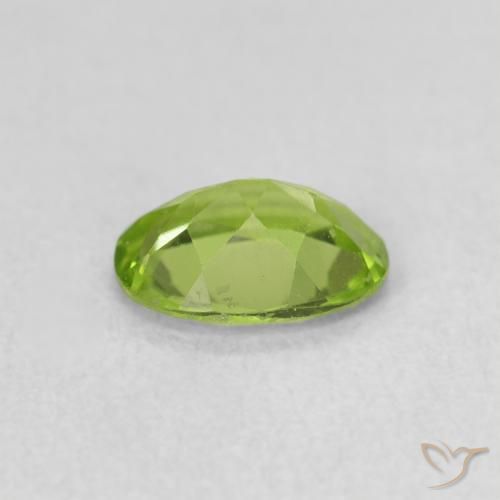 Peridot Gemstone in 7 x 5 mm (calibrated) Size for Sale, Peridot Stone in Medium Green Color