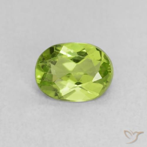 0.68ct Natural Lively Green Peridot, Oval, VS