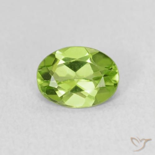 0.73ct Natural Medium Green Peridot, Oval, VS
