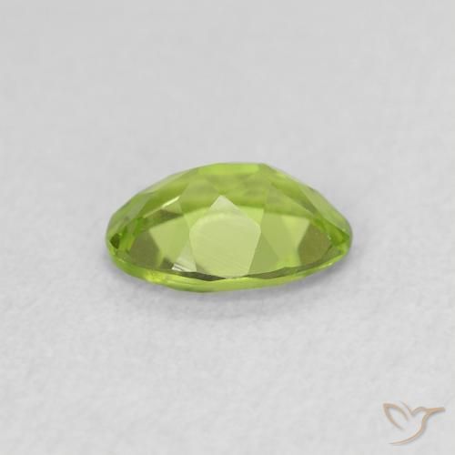 Peridot Gemstone in 6.9 x 4.8 mm Size for Sale, Peridot Stone in Medium Green Color