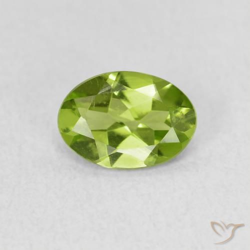 0.74ct Natural Lively Green Peridot, Oval, VS